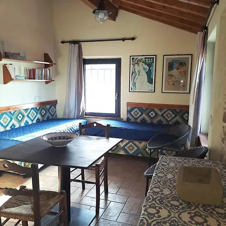 Rustico La Tinaia Villa *