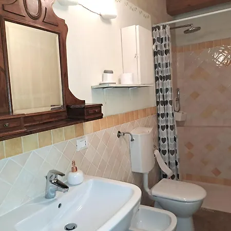 Rustico La Tinaia * Montigiano