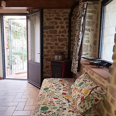 Rustico La Tinaia Villa *