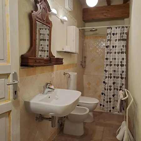 Rustico La Tinaia Villa *